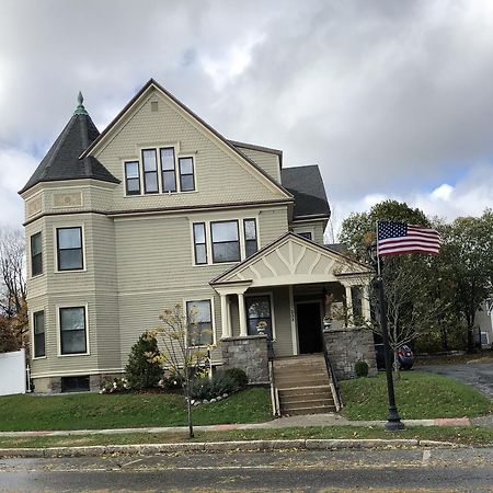 Penley House Bed & Breakfast Auburn Exterior photo